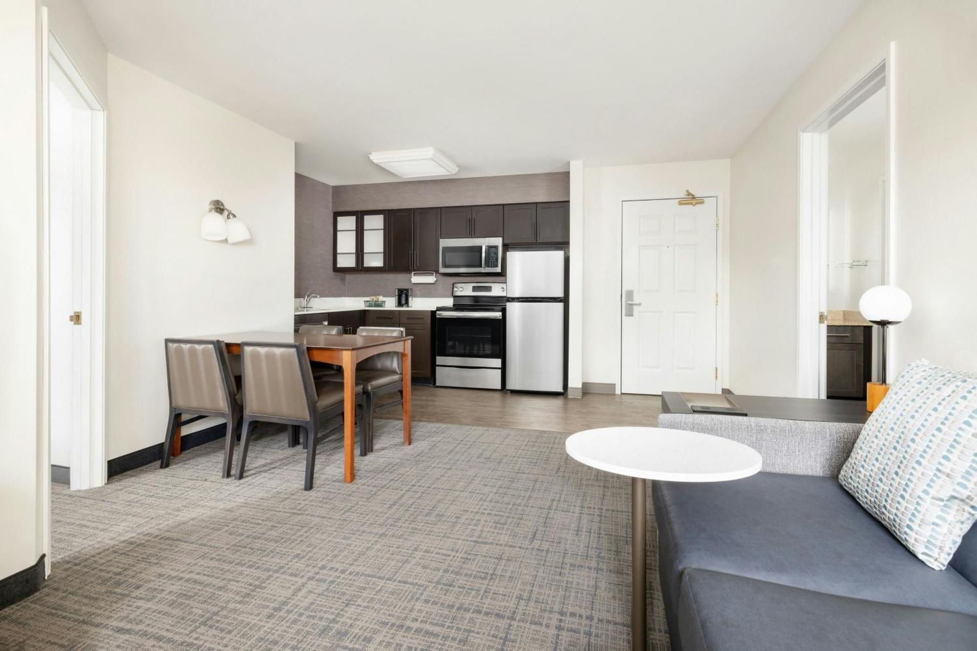 Residence Inn Des Moines West At Jordan Creek Town Center West Des Moines Bagian luar foto